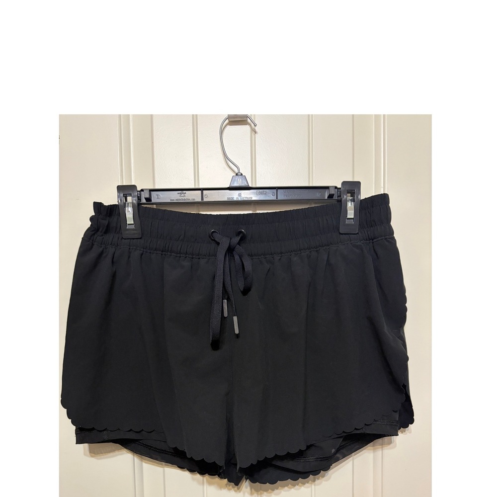 Victoria Sport Womens Black Scalloped Hem Running Shorts Mesh Liner Size L